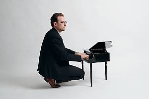New echoes | yves theiler piano solo